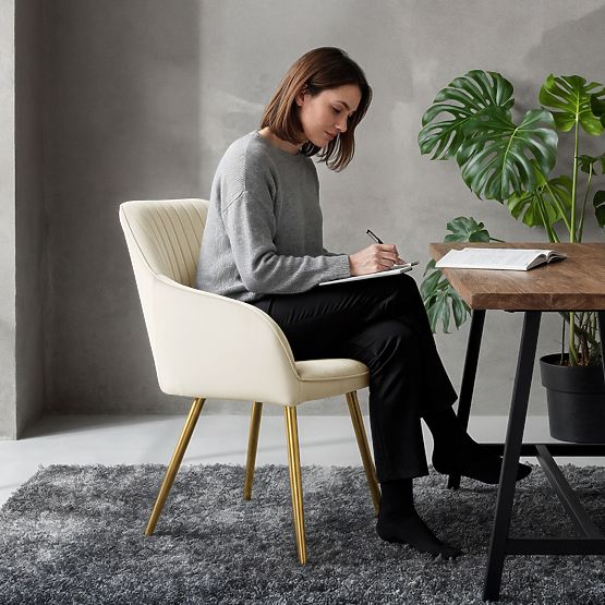 6x Žametni oblazinjeni stol s prešitjem Krem FLORENCE Zlate noge