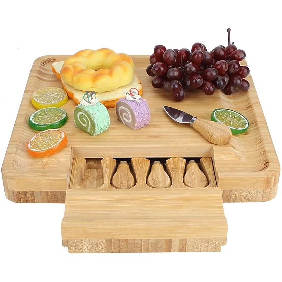 Bambusova deska za prigrizke in sire Estera