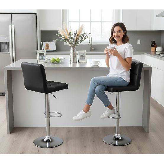 Barski stol Arako črna