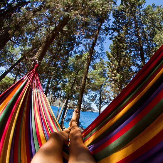 Enojna viseča mreža s prečko 40 cm 400257 Rdeča