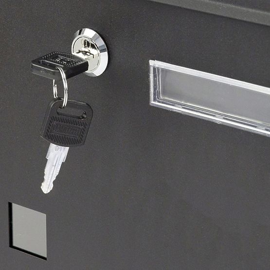 Jeklena poštna nabiralnik