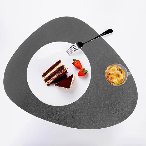 Komplet pogrinjkov za mizo TRIVAL GREY