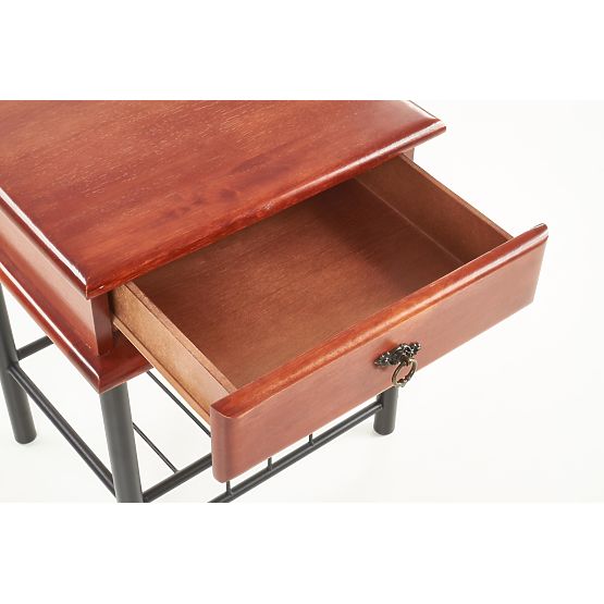 Nočna omarica Fiona