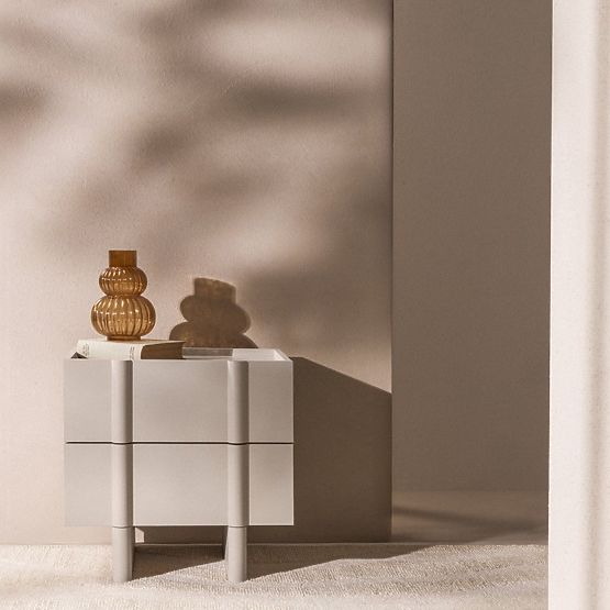 Nočna omarica Moss kašmir, zaobljena