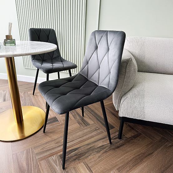 Oblazinjeni žametni stol Madison Velvet grafit