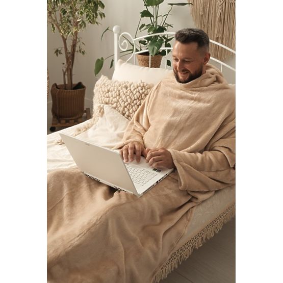 Odeja CASHMERE TOUCH z rokavi - 150 x 210 cm (bež)