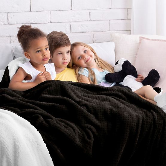 Odeja SHLEEPY črna z žakardnim vzorom klasični slog 130x180