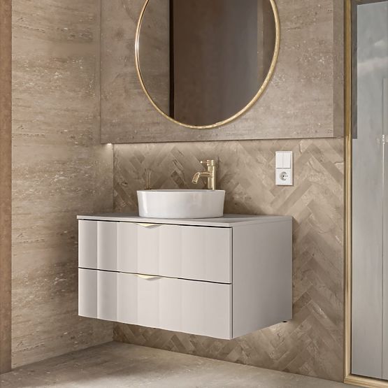 Omarica pod umivalnik Omi 80 cm, valovit sprednji panel, zlate ročaji, kašmir bež