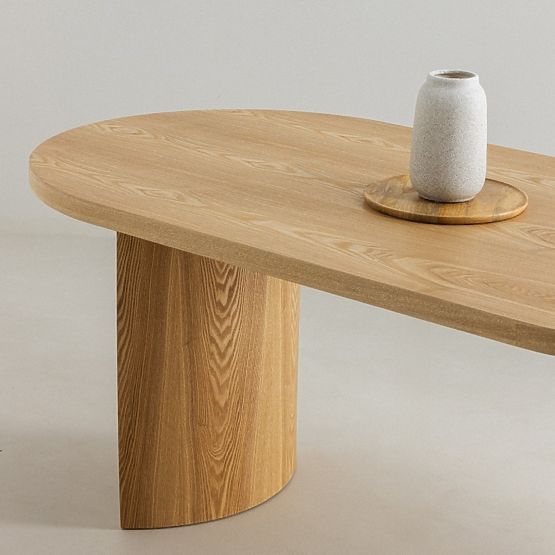 Ovalna jedilna miza Portofino, jesen