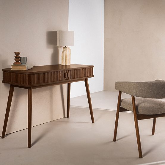 Pisarna miza Clemente z letvicami, oreh