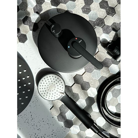 Podometna pršna garnitura Rea Ontario Črna + BOX