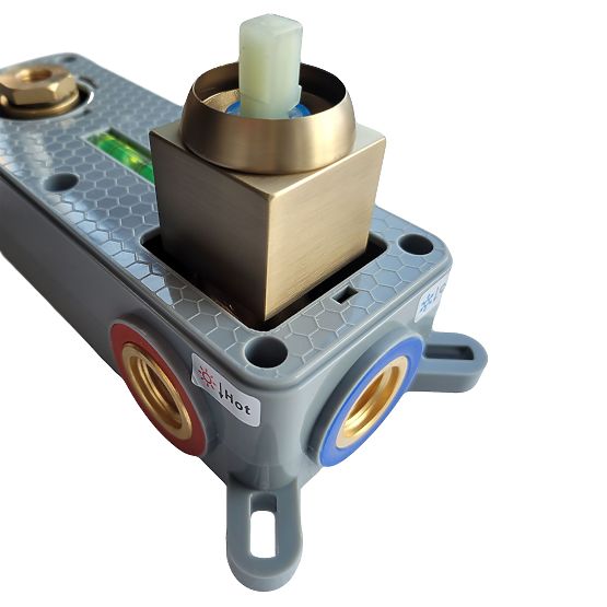 Podometna Umivalniška Armatura REA Joe Zlata Krtačena