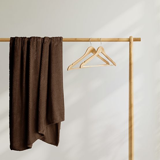 Pregrinjalo HENRY rjavo z žakardnim vzorcem moderni slog 220x240