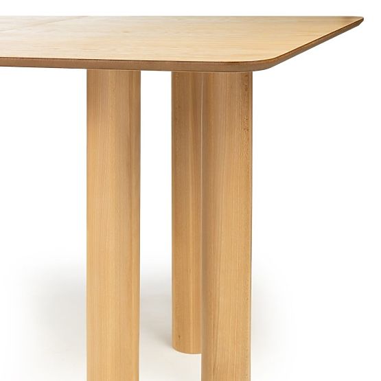 Raztegljiva miza Loa 140-200 cm, hrastov furnir, naravna, bukov les, zaobljena