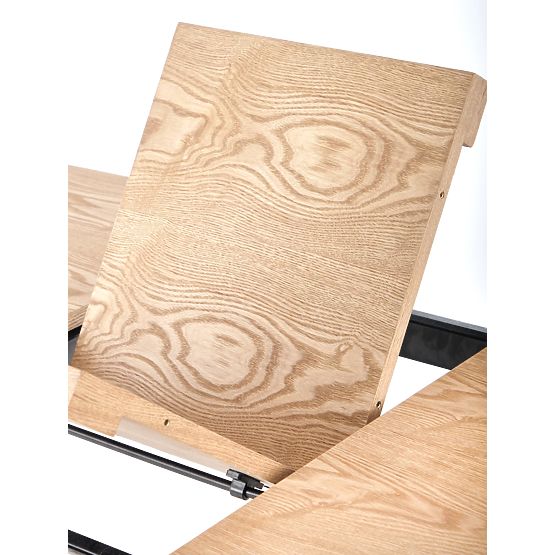 Raztegljiva miza VELDON, plošča - naravni hrast, noge - črne (2p=1ks)