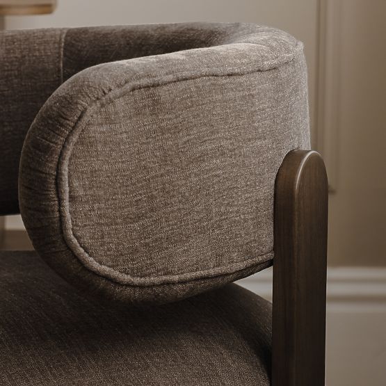 Relaksacijski stol Dolce, zaobljene oblike, rjava espresso, oreh