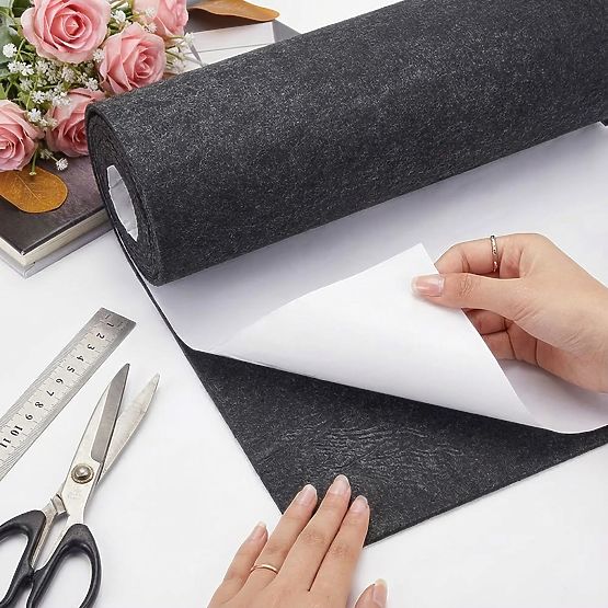 Samolepilna praskalna podloga za mačke KITTY 200x40 cm