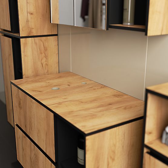 SET VISEČE KOPALNIŠKE POHIŠTVENE S OTVORI VAMI HRAST CRAFT / ČRNA