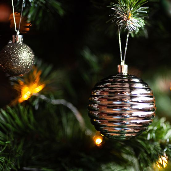 SREBRNE BOŽIČNE KROGLE 36KS 311433C