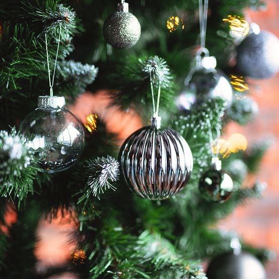 SREBRNE BOŽIČNE KROGLE 36KS 311433C