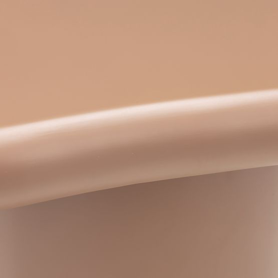 Stranska miza Monaco cimetna, mat, zaobljene oblike