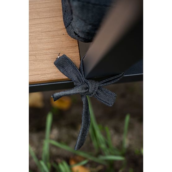 Velik aluminijast kotni set s črno mizo MASSIMO