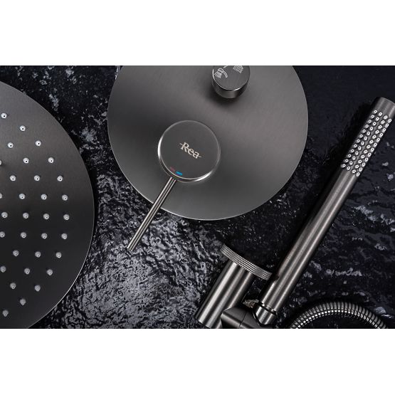 Vgradni tuš set Rea Lungo Grip Titan + BOX