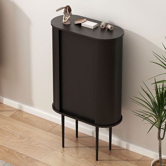 Visoka komoda Clemente z letvicami, črna