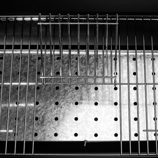 Vrtni kotni žar 2 rešetki pepelnik BAREL