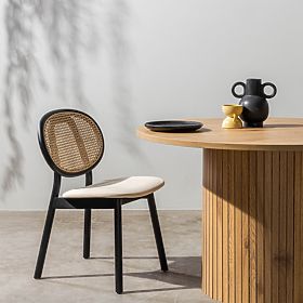 Leseni stol Monet z dunajsko pletenino, ratan, žamet, črna/bež