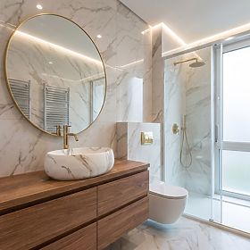 Umivalnik nad pultom Rea Linda Lava Pater, Rea